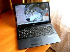 Samsung ATIV Book 4 450R5E. 15.6", 3����, ��� 8 ��, ���� 500���, WiFi, Bluetooth, ����������� �� 3��. ����