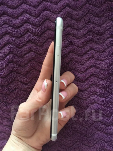 Apple iPhone SE 2020. �/�, �����, 4G LTE ����