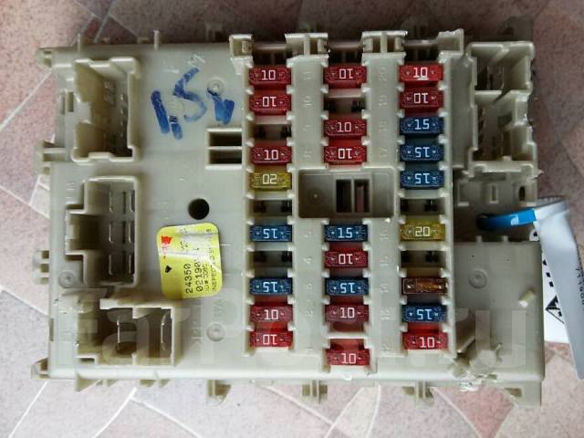 блок предохранителей ниссан альмера n16