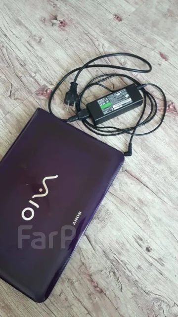 Sony VAIO PCG. 14.1", 2,4����, ��� 4 ��, ���� 512���, WiFi: 1, Bluetooth: 1, ����������� �� 3��. ����