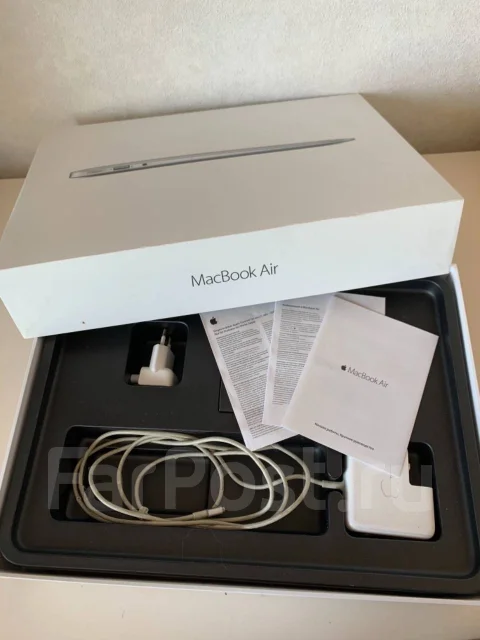 Apple MacBook Air 13 2015 Early. 13.3", ��� 8 ��, ���� 256���, WiFi: 1, Bluetooth: 1 ����