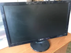 Acer. 18.5" ����