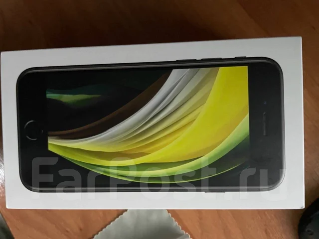 Apple iPhone SE 2020. �/�, ������ ����