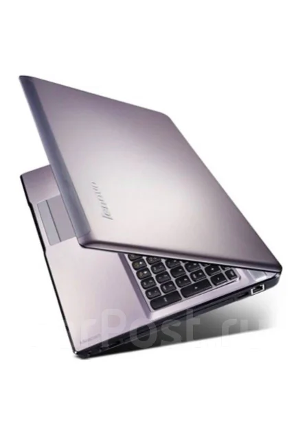 Lenovo IdeaPad Z570. 15.6", 2 500����, ��� 6 ��, ���� 500���, WiFi: 1, Bluetooth: 1, ����������� �� 8��. ����