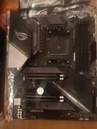 AMD X570 ����