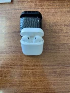 Apple AirPods ����