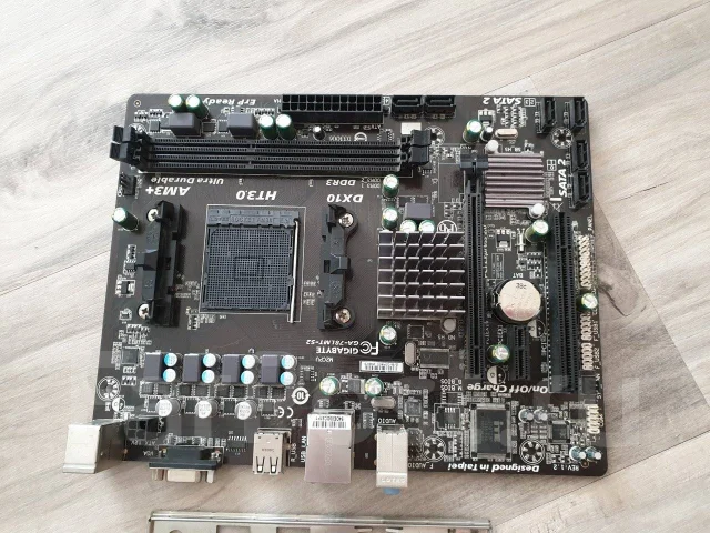 AMD 760G ����