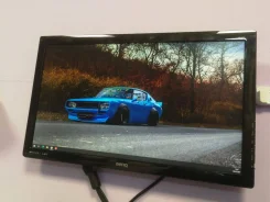 BenQ. 22", ���������� OLED ����