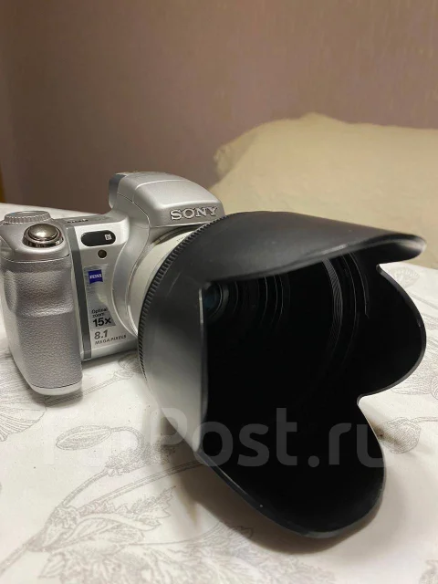 Sony Cyber-shot DSC-H7. 8 - 8.9 ��, ���: 14� � ����� ����