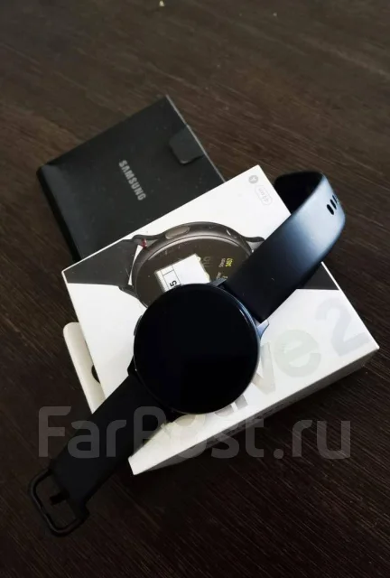 Samsung Galaxy Watch Active2 ����
