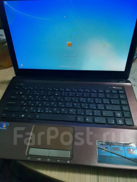 Asus K43E. 15.6", 2����, ��� 4 ��, ���� 500���, WiFi: 1, ����������� �� 3��. ����