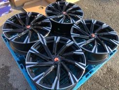 Vindeta Rosso. 8.0x19", 5x114.3, ET40, �� 73,1���. ����