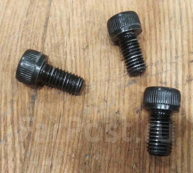 Обгонная муфта w204. 2 артикул. Болт крепления ротора honda bros. Обгонная муфта стартера yamaha serow xt225. Ключ для съемник для обгонной муфты генератора.