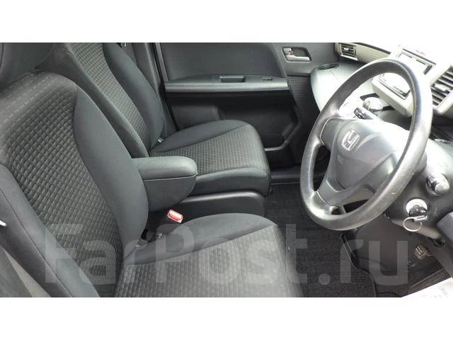 Honda Freed Spike. �������, 4wd, 1.5 (118��.�.), ������, 105����. ��, �/�, ��� ���. ��� ����� �� ������������ ����