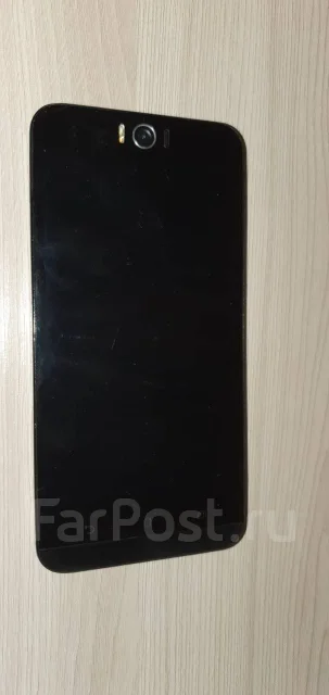 Asus ZenFone Selfie. �/�, ���������, �����������, 3G, 4G LTE, Dual-SIM ����