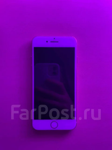 Apple iPhone 8. �/�, �������, 4G LTE ����