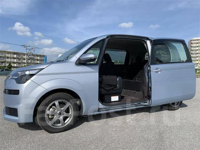 Toyota Spade. �������, 4wd, 1.5, ������, 2 323����. ��, �/�. ��� ����� �� ������������ ����