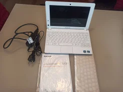 Lenovo IdeaPad S100. 10.1", 1,7����, ��� 2048 ��, ���� 250���, WiFi, Bluetooth, ����������� �� 3��. ����