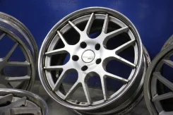 SSR Executor EX02. 8.5x18", 5x120, ET48 ����