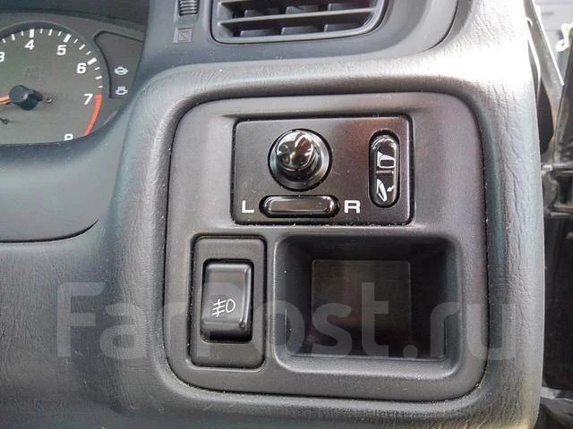 Nissan Bluebird. �������, ��������, 2.0 (76��.�.), ������, 56����. ��, �/�, ��� ���. ��� ����� �� ������������ ����
