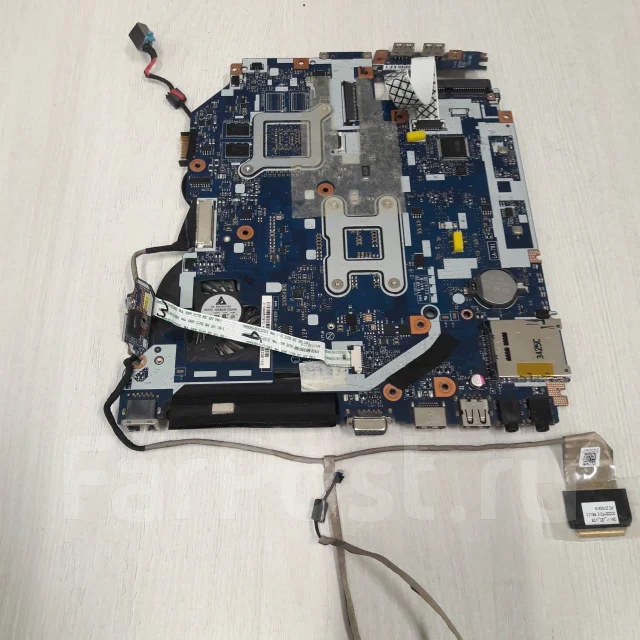 Acer Aspire E1-571G. 2,6����, ��� 4 �� ����