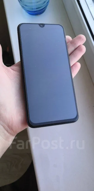 Samsung Galaxy A40. �/�, ������, NFC ����