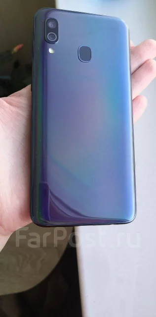 Samsung Galaxy A40. �/�, ������, NFC ����