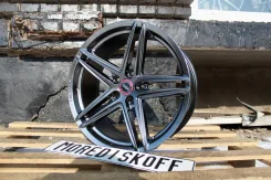 Vossen VFS-5. 8.0x18", 5x114.3, ET38 ����