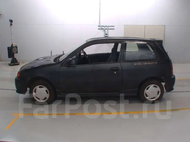 Toyota Starlet. ��������, ��������, 1.3 (85��.�.), ������, 84����. ��, �/�, ��� ���. ��� ����� �� ������������ ����