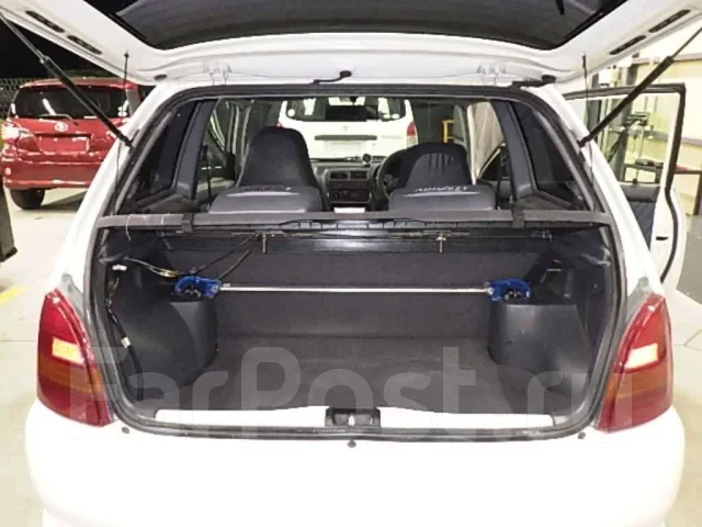 Toyota Starlet. �������, ��������, 1.3 (135��.�.), ������, 93����. ��, �/�, ��� ���. ��� ����� �� ������������ ����