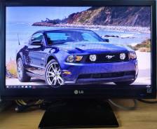 LG. 20" 