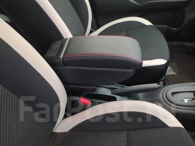 Подлокотник для Nissan Note - Подлокотник 52