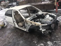 Toyota Brevis. JCG10 ����