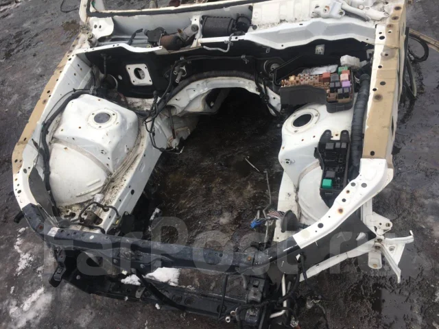 Toyota Brevis. JCG10 ����
