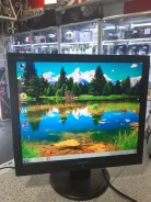 Philips. 17" ����