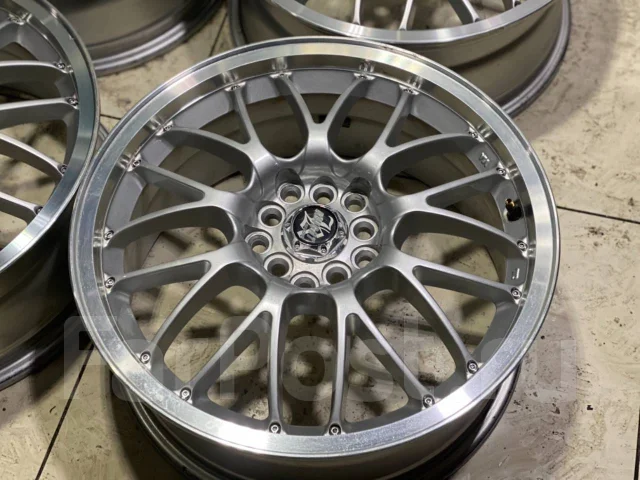 ����� �� Knight MESH. 7.0x17", 5x100, 5x114.3, ET52, �� 73,1���. ����