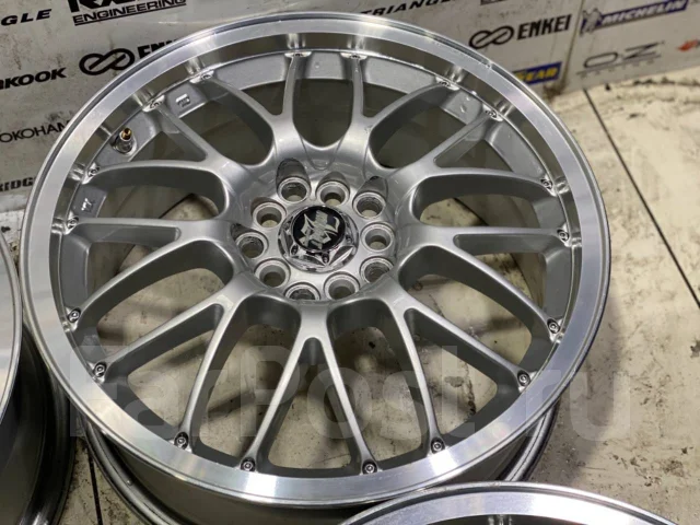 ����� �� Knight MESH. 7.0x17", 5x100, 5x114.3, ET52, �� 73,1���. ����