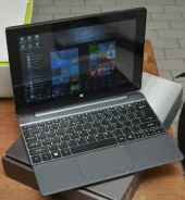 Acer Aspire One S1002. 10", 2����, ��� 2048 ��, ���� 32���, WiFi: 1, Bluetooth: 1, ����������� �� 8��. ����