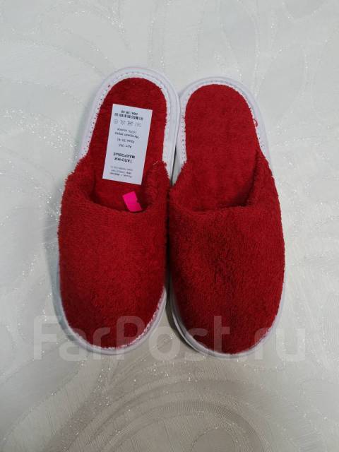 Продам тапочки женские махровые цвет красные, размер: 38, зима, новый, в  наличии. Цена: 350₽ во Владивостоке