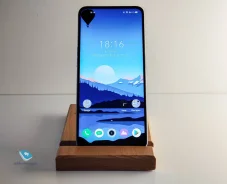 Realme 6s. �����, ������, 5G, Dual-SIM, NFC ����