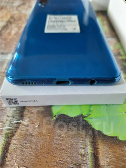 Samsung Galaxy A50. �/�, �����, 3G, 4G LTE, Dual-SIM, ����������, NFC ����