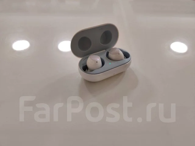 Samsung Galaxy Buds ����