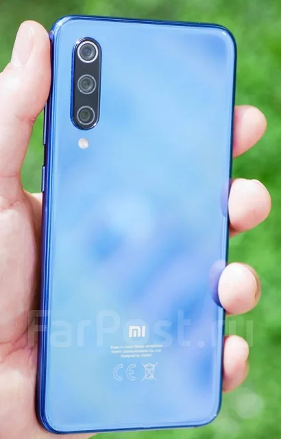 Xiaomi Mi9 SE. �/�, �����, 4G LTE, Dual-SIM, NFC ����