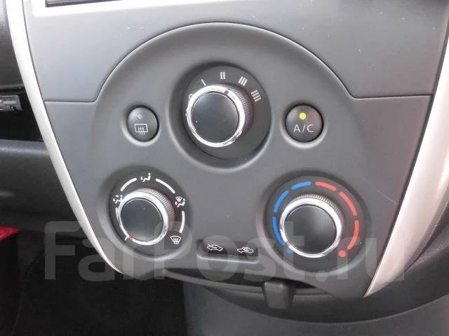 Nissan Tiida Latio. �������, ��������, 1.2 (79��.�.), ������, 47����. ��, �/�. ��� ����� �� ������������ ����