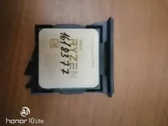 AMD Ryzen 5 3500X ����