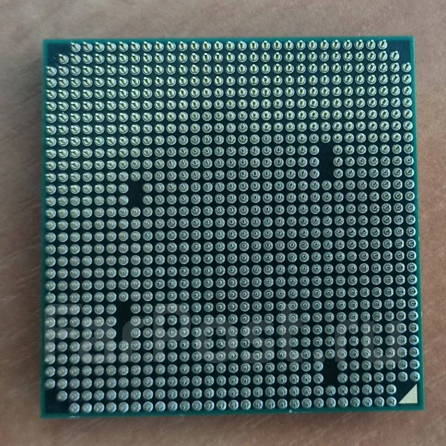 AMD Phenom II ����