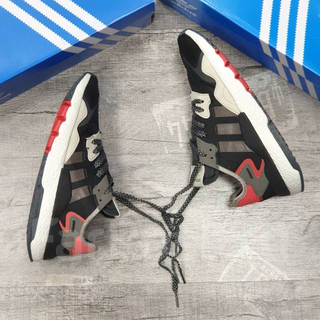 Adidas nite hot sale jogger 43