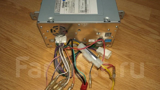 Clarion NX308 ����