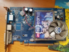 Radeon X1300 ����