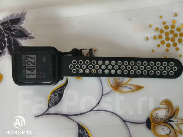 Amazfit Bip. GPS, IP68 ����